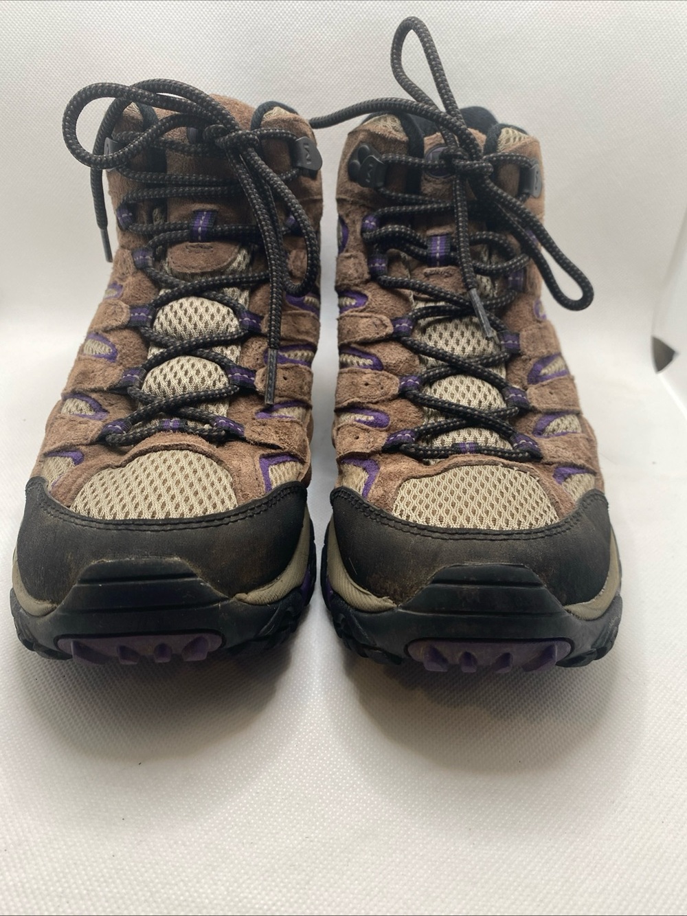 Merrell Women’s Moab 2 Hiking Boot - Size 9